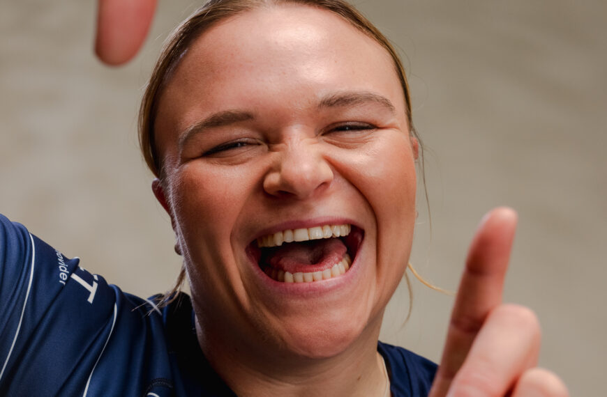 BACK IN BLUE – Sarah Bern believes in the Bristol way