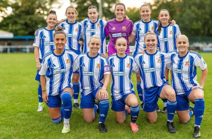 THREE HERE NOW? An oasis of visibility in Manchester.