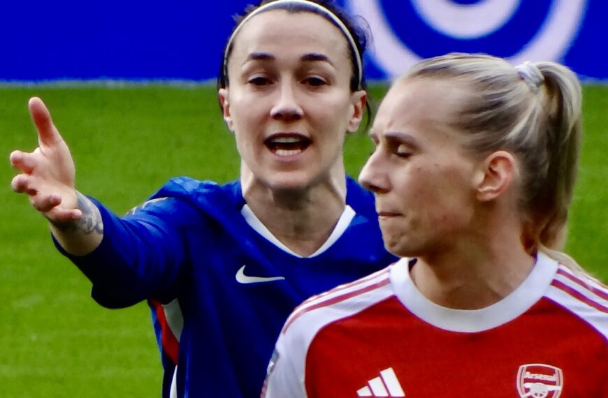 MAIN EVENT. Chelsea v Arsenal never disappoints